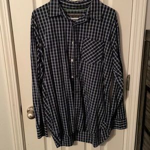 Men’s button down long sleeve shirt